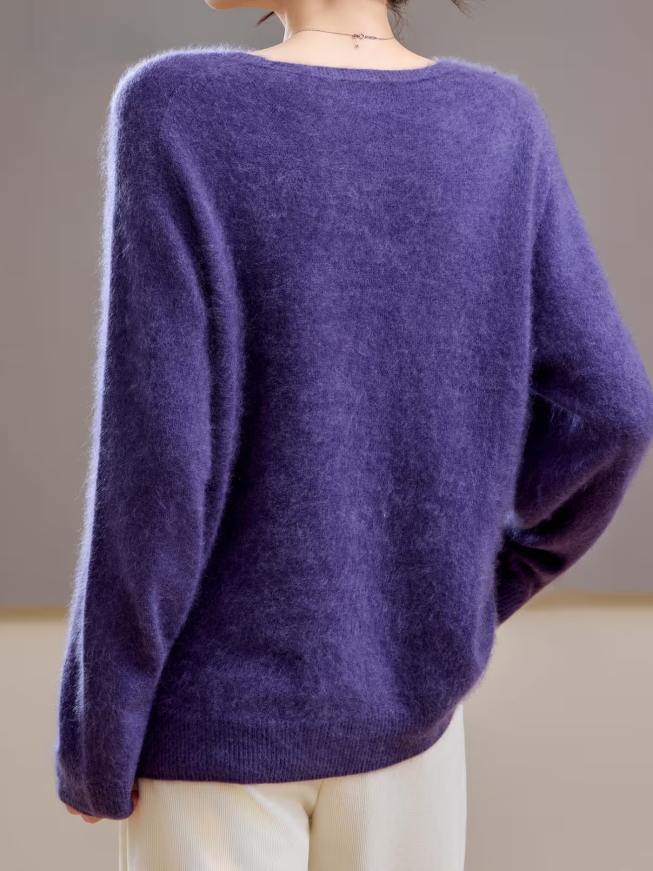 Élise | Brushed V-Neck Sweater