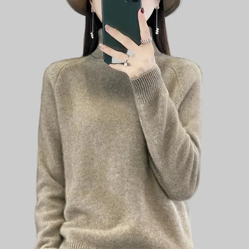 Alice | Sweater with High Collar