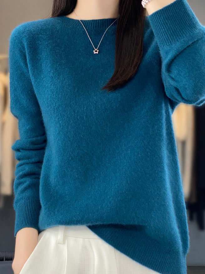 Isabelle | Classic Round Neck Sweater